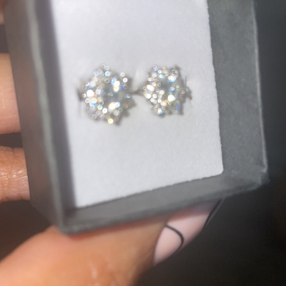 Retail $155 Sparkling 14k gold plated Silver aaa cubic zirconia Earrings - Picture 4 of 5